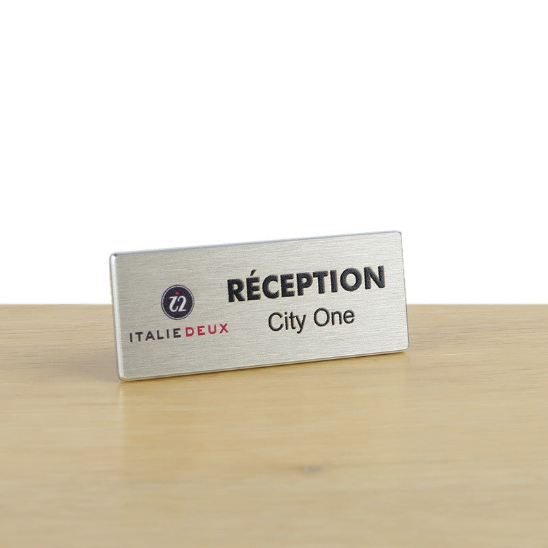 Badge Logo en Aluminium - 5 x 2 cm