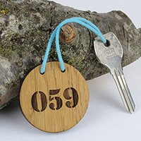 CREOBS: signalétique, badge et porte clé - Porte clé rectangulaire pour  camping - 6 x 4,5 cm