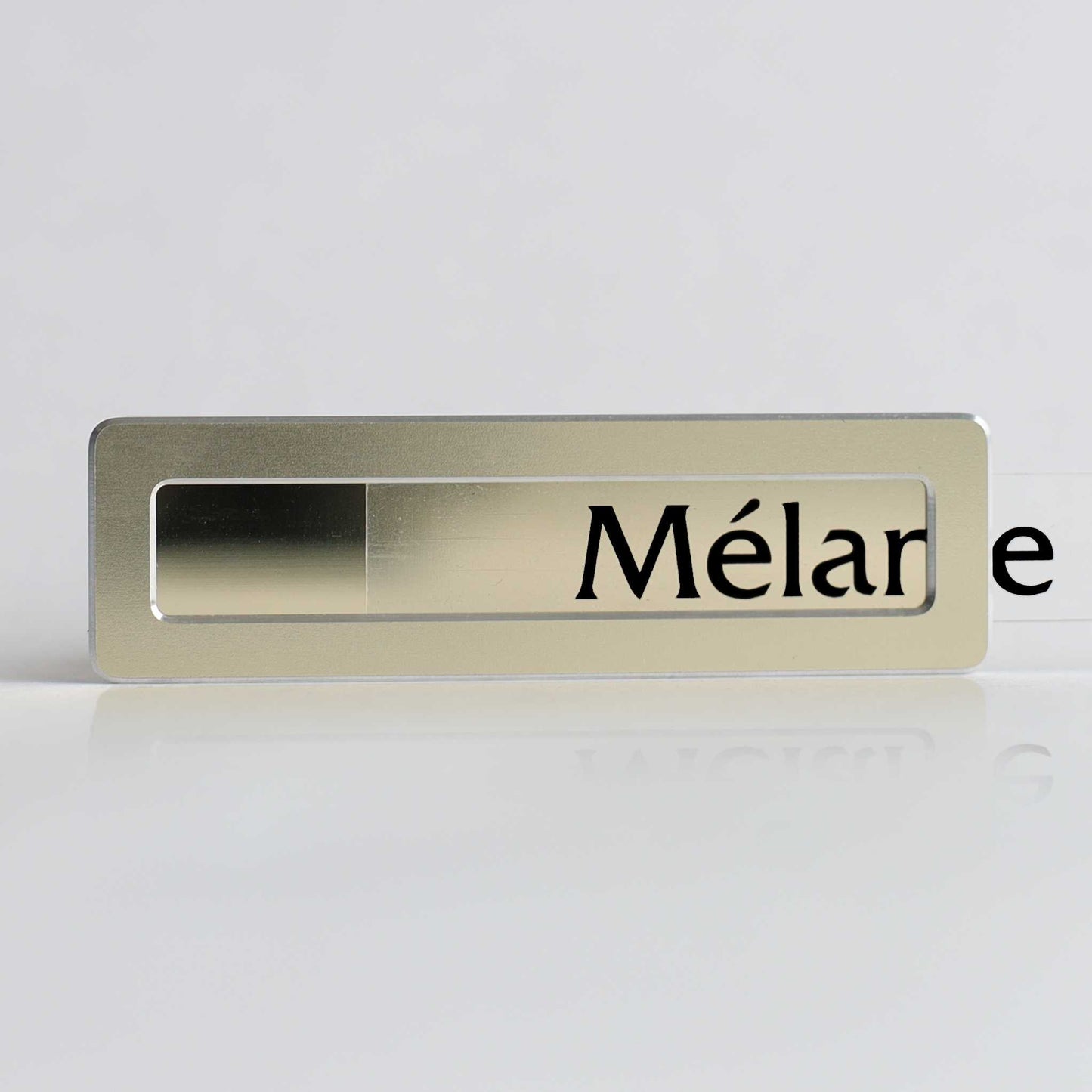 Badge aluminium Champagne à insert - Simple Ligne - 6,9 x 2 cm