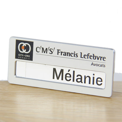 Badge aluminium blanc à insert PREMIUM - Simple Ligne - 7 x 3 cm