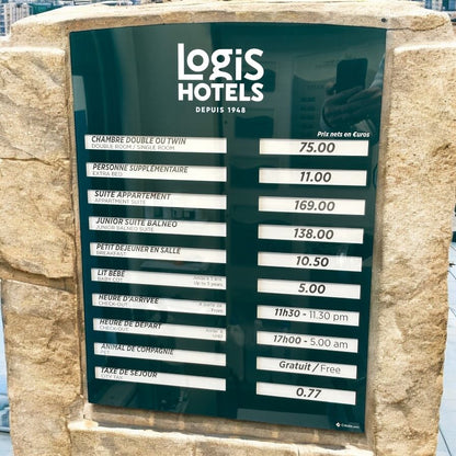 Tableau tarifs des chambres 10 Lignes | Logis