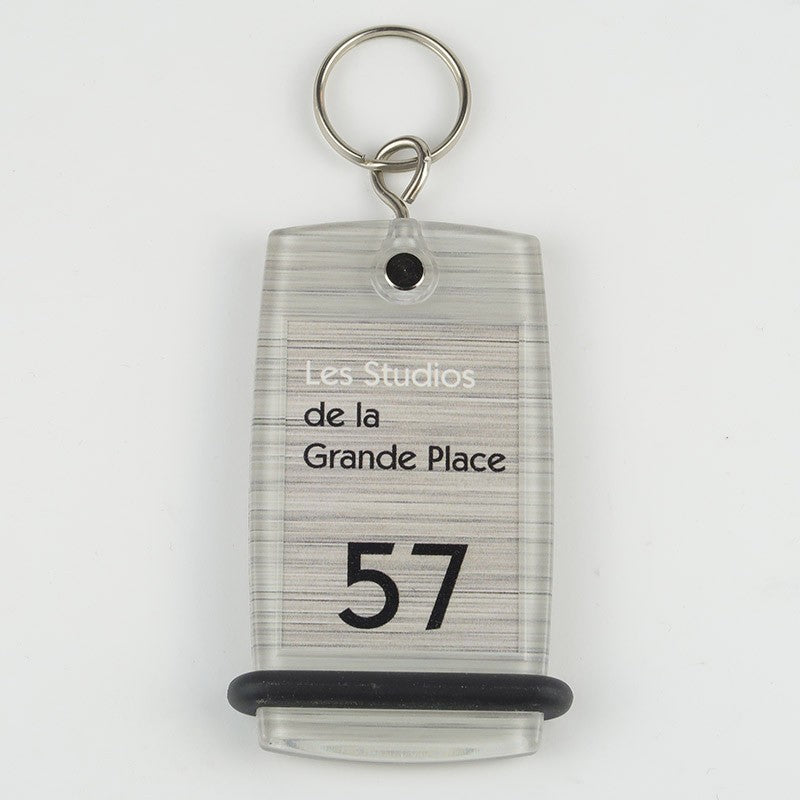 Mini Créoglass Texture en finition argent, avec étiquette prête à l'emploi, offrant un design moderne et élégant, idéal pour des établissements haut de gamme.