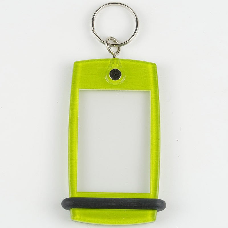 Mini Créoglass Color en vert clair, offrant une solution colorée et légère pour organiser différentes zones d'hébergement.