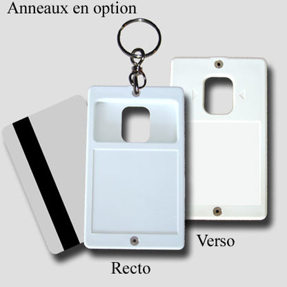 Porte-clé hôtel rectangulaire 110 x 65 mm vu de face, protégeant une carte magnétique sans personnalisation.